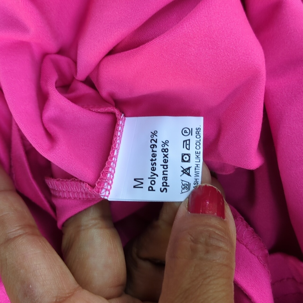 New Pink 2 Pieces Set. Tshirt And Shorts, Medium Size - Picture 9 of 11